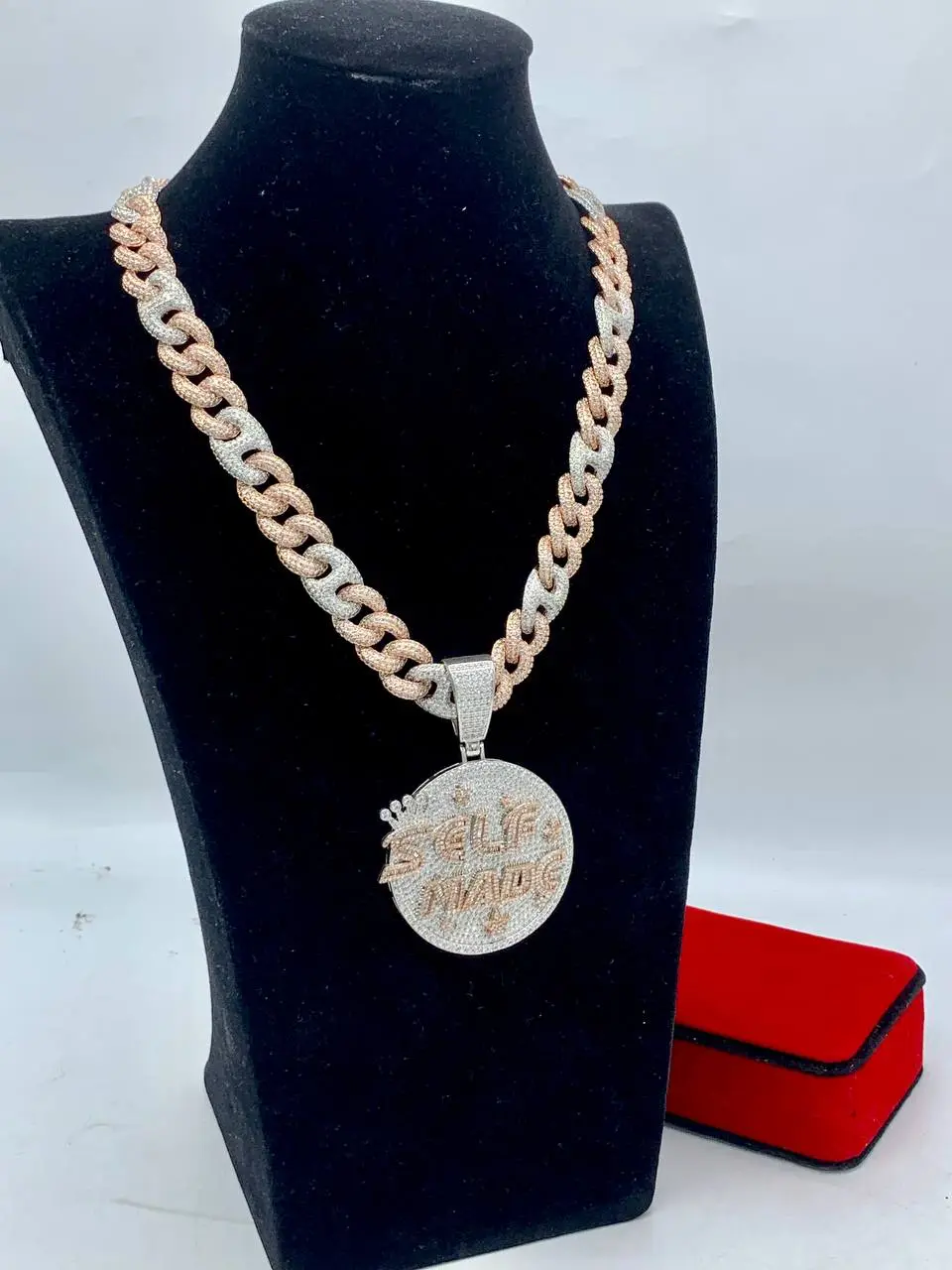 chain 1